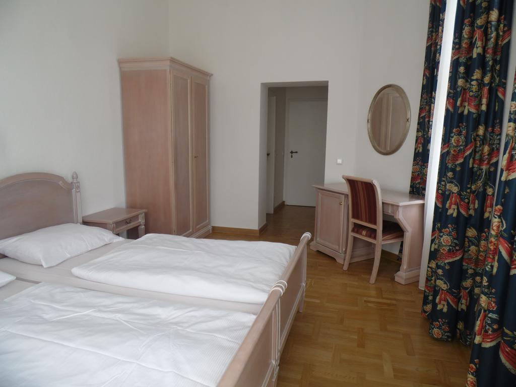 Augustenhof Bad Elster Habitación foto